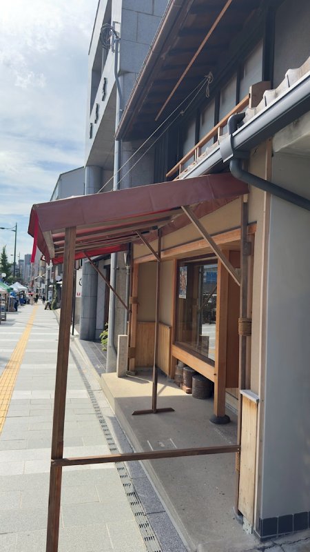 陶器まつりの設営