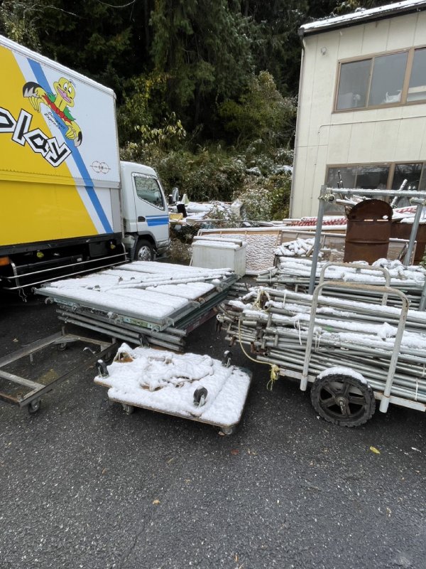 この冬の初雪です